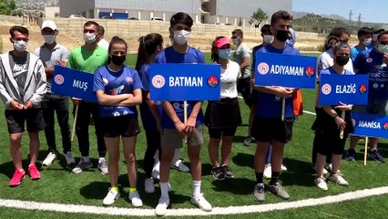 ŞIRNAK - Kasapoğlu, Cudi Cup Tenis Turnuvası'na katıldı