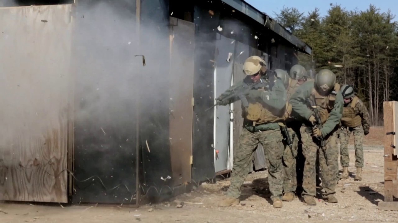US Marines • Water Charge Explosions • Methods of Entry School 
