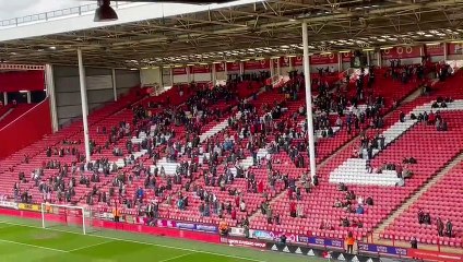 Sheffield United fans sing 'Greasy Chip Butty' song on return to Bramall Lane