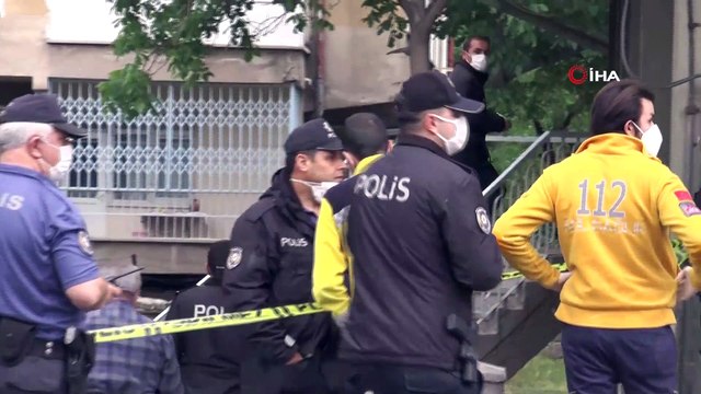 Kendini bıçakla eve kapatan madde bağımlısı şahıs, özel harekat polisini harekete geçirdi