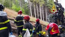 Precipita nel vuoto cabina funivia a Stresa: 13 morti accertati - secondo video dei Vigili del Fuoco