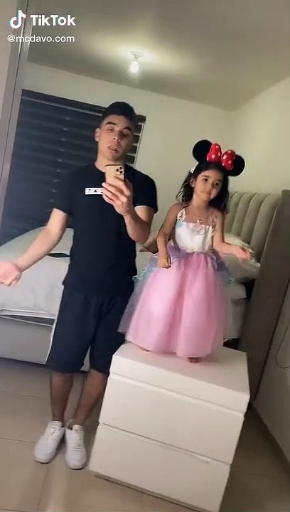 MC DAVO Y SU HIJA (HERMOSO TIK TOK) ❤️