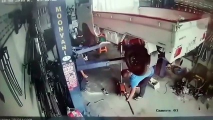 Ce garagiste fait la boulette de sa carrière