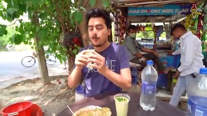 Super Sexy Chole Kulche With Sasural Ke Chutney and Unlimited Shayari Rs. 40  Delhi Street Food