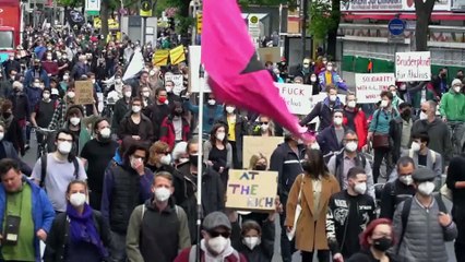 Mietpreise verdoppelt: Proteste gegen "Mietenwahnsinn" in Berlin