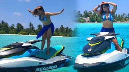 Aarti Singh ने पहनी Blue Bikini, Oops Moment का शिकार होने से बची बाल बाल | FilmiBeat