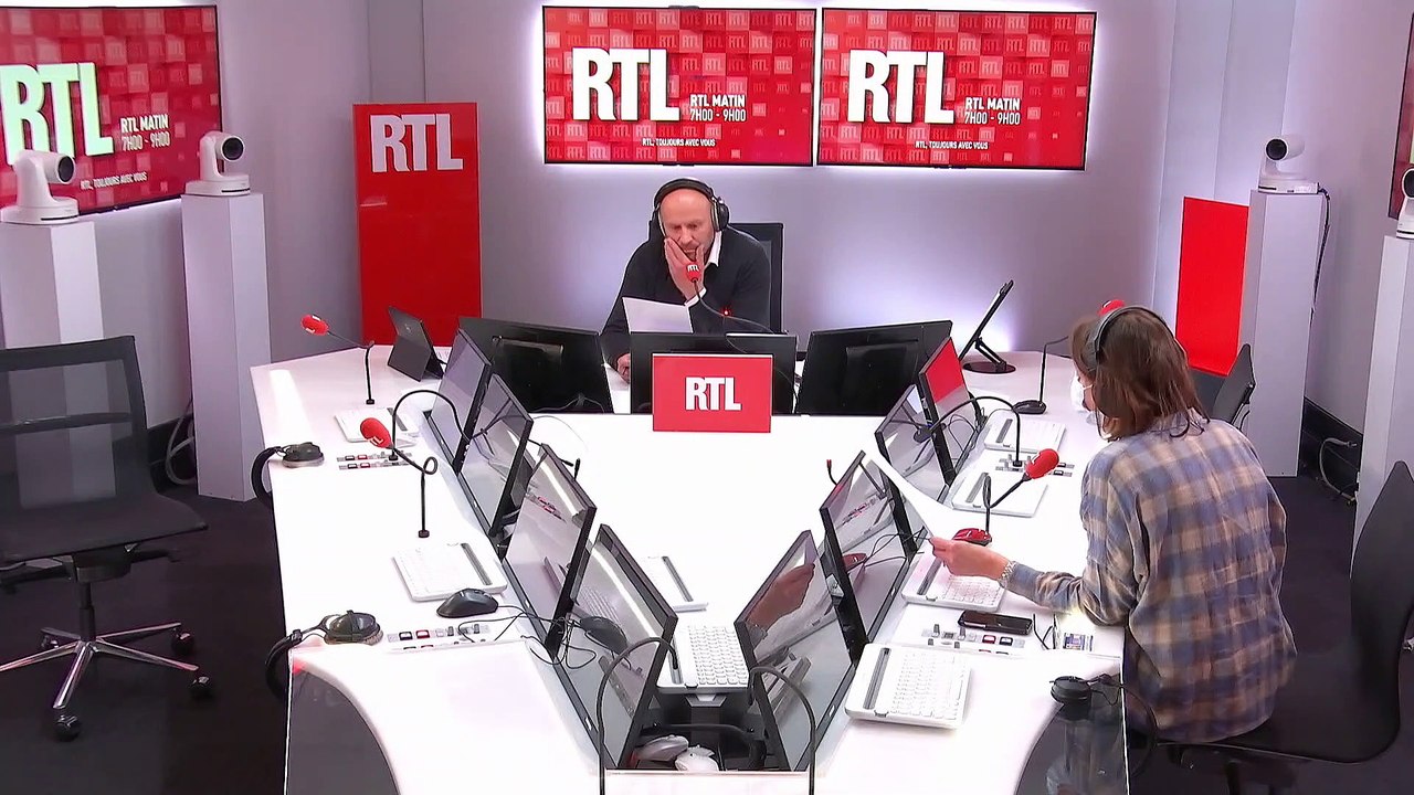 Vidéo de Macron avec McFly et Carlito : "On cherche où est le message politique"