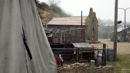 Fear The Walking Dead S06E15 - Clip from Season 6 Episode 15 - Opening Minutes