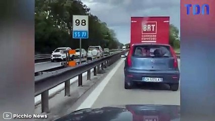 Il roule à contre-sens sur l'autoroute, ça tourne mal !