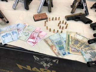 İSTANBUL'DA 6 İLÇEDEKİ UYUŞTURUCU OPERASYONU KAMERADA: 7 ŞÜPHELİ TUTUKLANDI