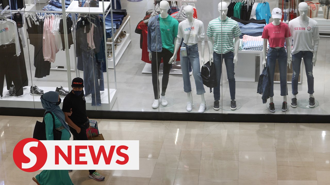 Tightened MCO: Random checks at malls to ensure people abide by two-hour limit