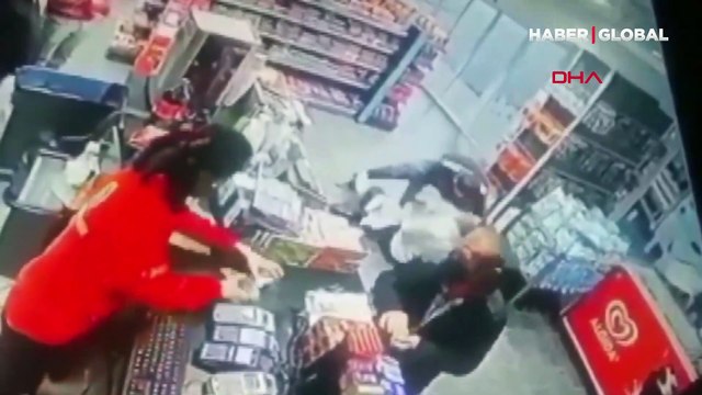 Tekme tokat dövüldü, kimse müdahale etmedi! İnfial yaratan görüntüyle ilgili şok gerçek ortaya çıktı