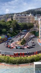 Amir filme le GP de Monaco sur Instagram le 23 mai 2021.