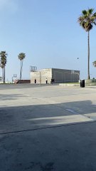 Suspected Robbery in Broad Daylight