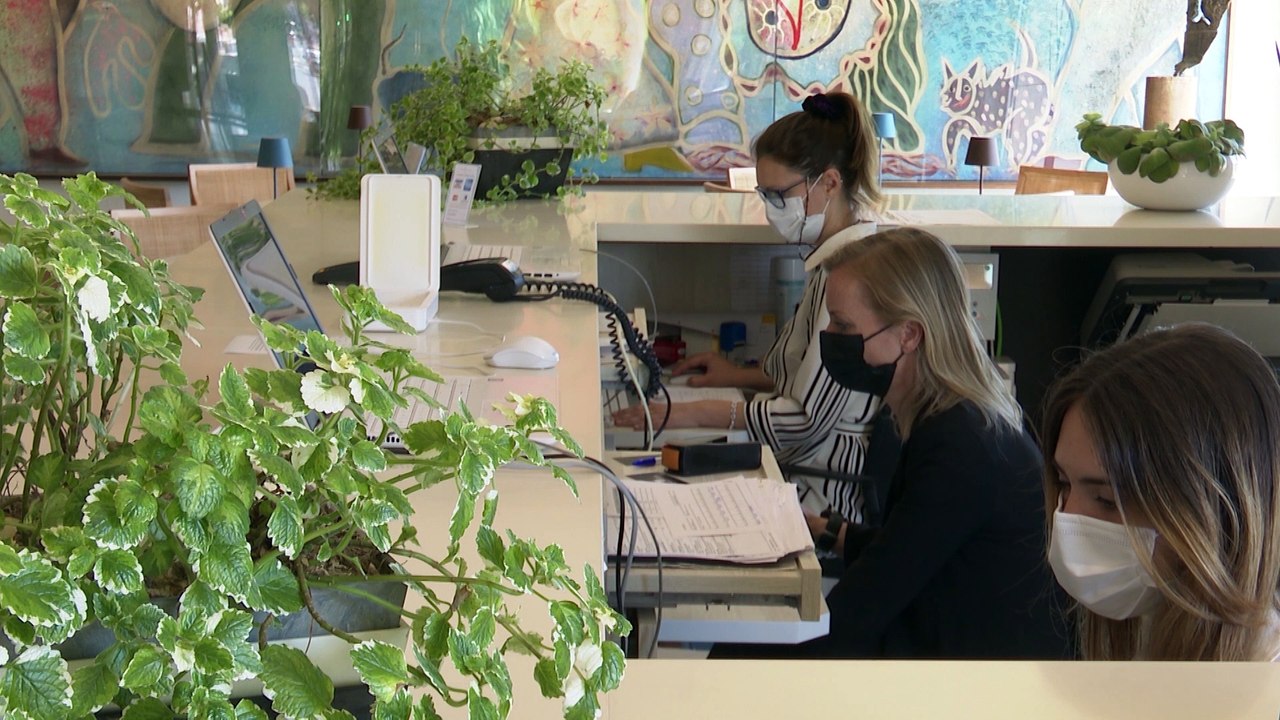 Las pernoctaciones hoteleras bajan un 70,6% hasta abril