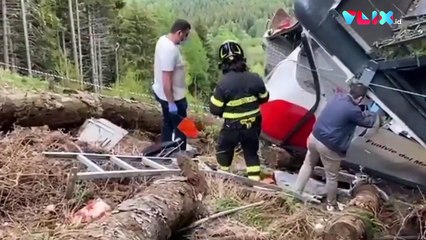 Kereta Gantung Pengangkut Wisatawan Jatuh ke Lereng