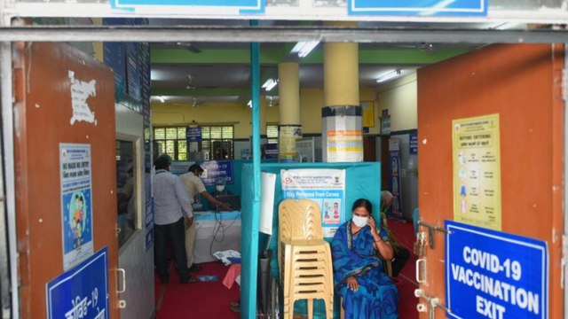 Nonstop: Delhi halts vaccine for 18-44 amid corona crisis