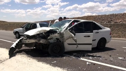 ŞANLIURFA - Siverek'te trafik kazası: 8 yaralı