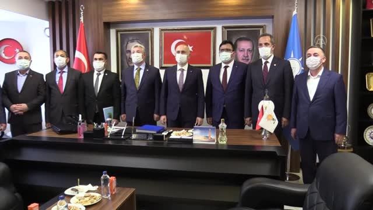 Son dakika haber | Karaismailoğlu: "Demir yolu reformumuz ve yatırımlarımız sayesinde Türkiye'yi Avrupa'nın 6. dünyanın 8. Yüksek Hızlı Tren işletmecisi yaptık"
