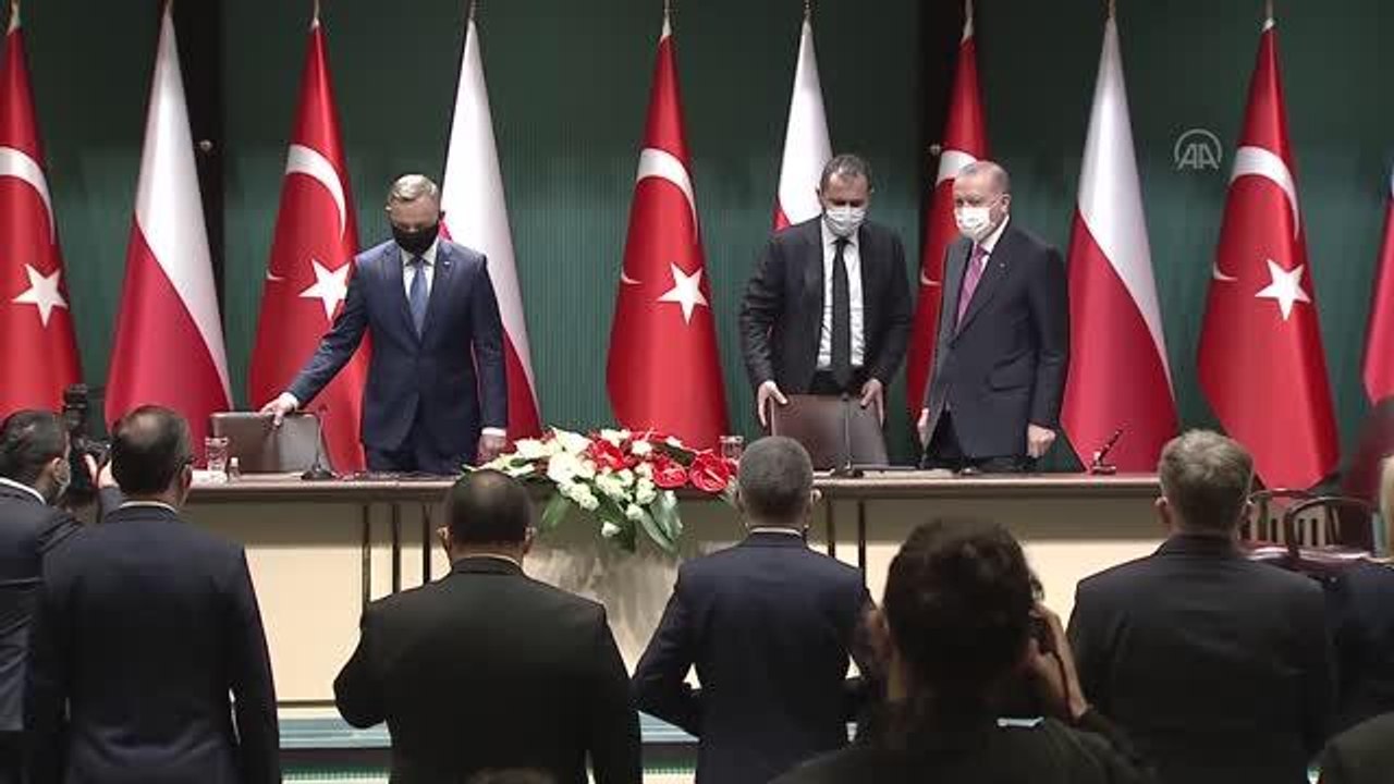 Cumhurbaşkanı Erdoğan: "(Türkiye Polonya Romanya) Üçlü olarak neler yapabiliriz, bunların da üzerinde durmamız lazım"