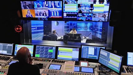 Plainte de Darmanin contre Pulvar : "Une inquiétante aberration démocratique et une connerie politique !"