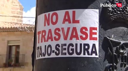 Video herunterladen: Las protestas de los agricultores en una nueva guerra del agua por el trasvase Tajo-Segura