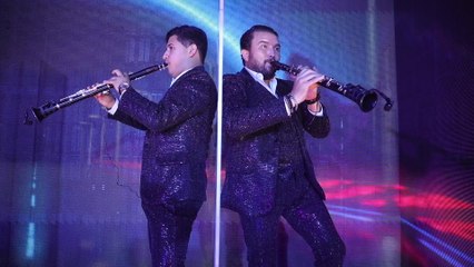 Banda El Recodo De Cruz Lizárraga - Popurrí El Toro Mambo/ El Farol