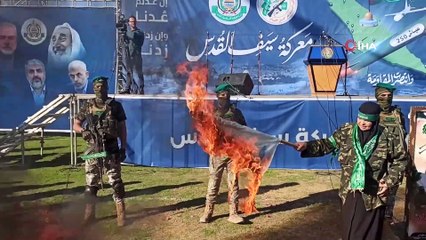 Hamas, Gazze Şeridi'nde hayatını kaybedenler adına toplu anma töreni düzenledi