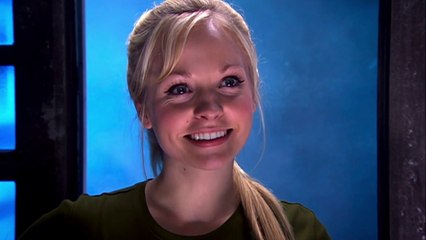 Doctor Who Temporada 4 episodio 6 "The Doctor's Daughter" (castellano) parte (1/2)