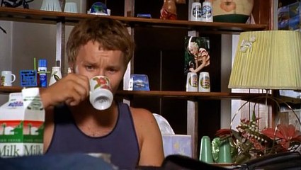 The Secret Life of Us - S4 E21