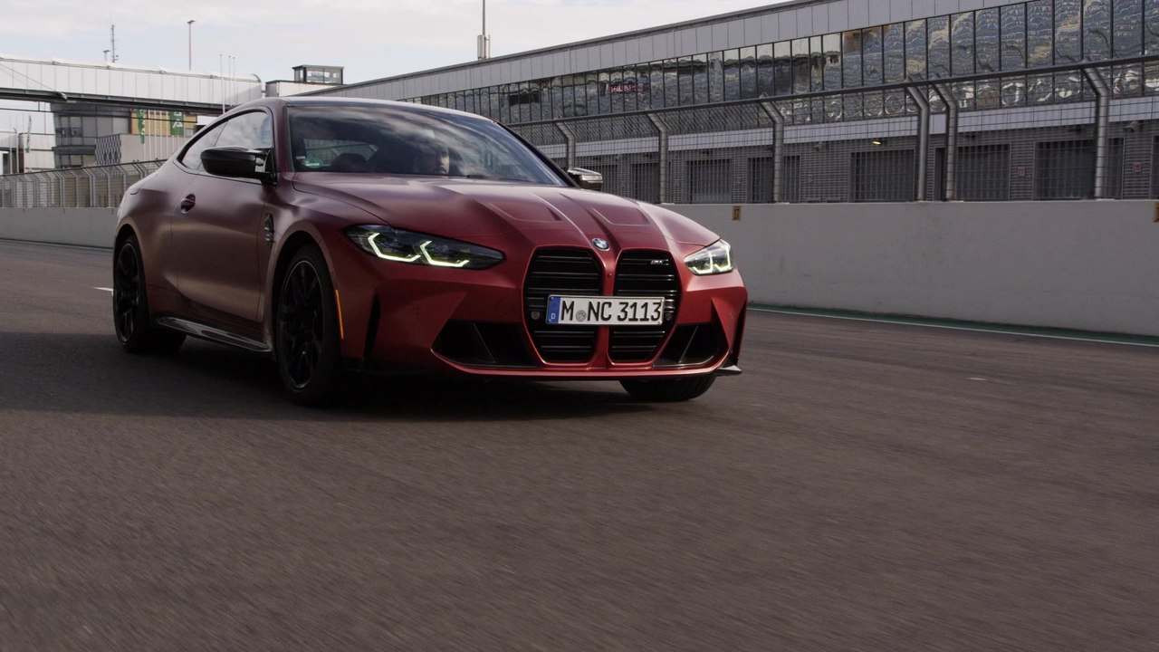 BMW M Motortalk - BMW M4 trifft BMW M4 GT3