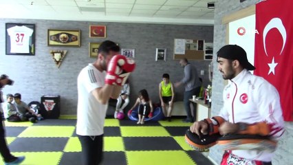 Sivaslı sporcu gözünü milli takıma dikti