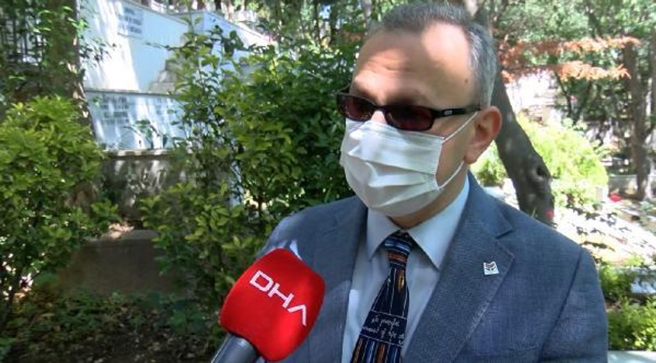 Son dakika haber | NECİP FAZIL KISAKÜREK ÖLÜMÜNÜN 38'İNCİ YILDÖNÜMÜNDE MEZARI BAŞINDA ANILDI