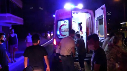 ANTALYA - Bıçaklı kavgada bir kişi öldü, 3 kişi yaralandı
