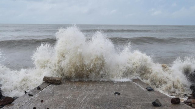 Cyclone YAAS: Watch ground report from Bengal
