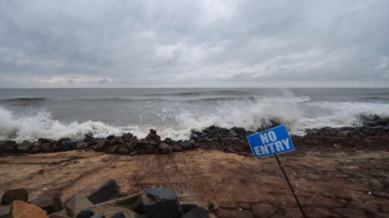 Yaas to turn into severe storm, may see 180 Km/h winds