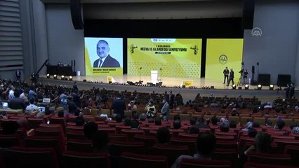 Bakan Ersoy, I. Uluslararası Medya ve İslamofobi Sempozyumu'nda konuştu