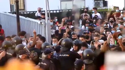 Disturbios en Ceuta por la presencia de Abascal