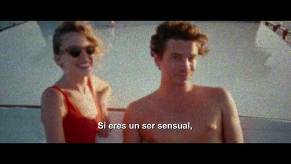 Mystify. Tras el cantante de INXS - Tráiler oficial