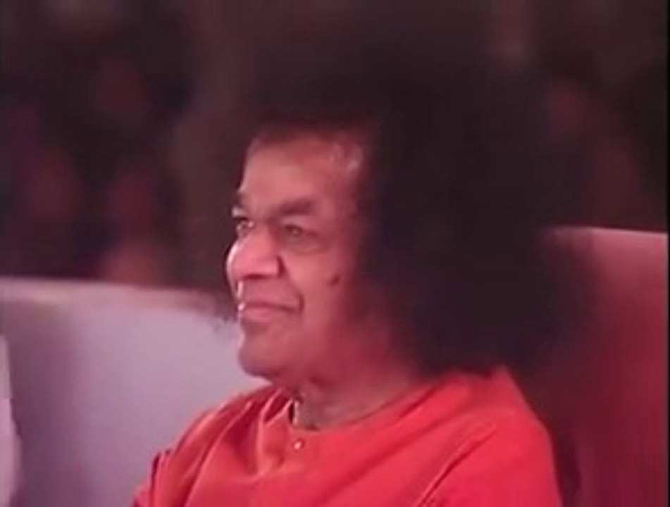 Sri Sathya Sai Baba Happy With Student Concert | Sathya Sai Baba Blessings