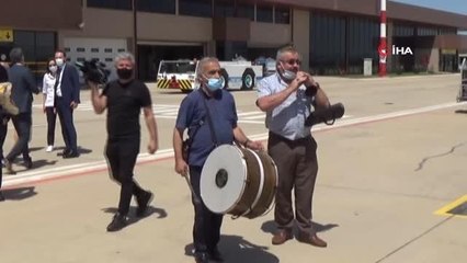 Yenişehir Belediye Başkanı Davut Aydın, "Havaalanına sahip çıkalım"