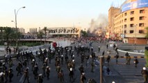BAĞDAT - Güvenlik güçleri tarafından göstericilere gerçek mermi ile ateş açıldı: 1 ölü