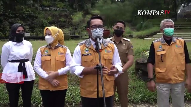 Keren!! Batik Karya Ridwan Kamil Viral Dipakai Artis K-Pop Korea Super Junior, Yesung dan Leeteuk