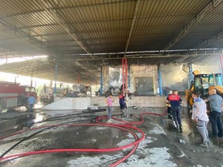 AYDIN'DA SOĞUK HAVA DEPOSUNDA YANGIN PANİĞİ