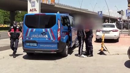 KAYSERİ - Bağ evlerinden hırsızlık yaptığı iddia edilen zanlı tutuklandı