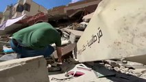 Un librero de Gaza pide ayuda para reconstruir su negocio tras los bombardeos israelíes