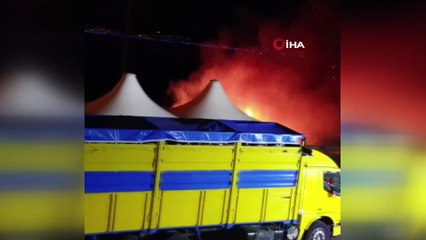 TEM’de seyir halindeki tırın dorsesi alev alev yandı