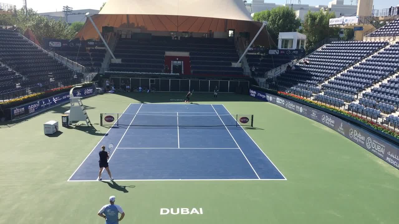 Kim Clijsters s'entraîne pour la première fois...