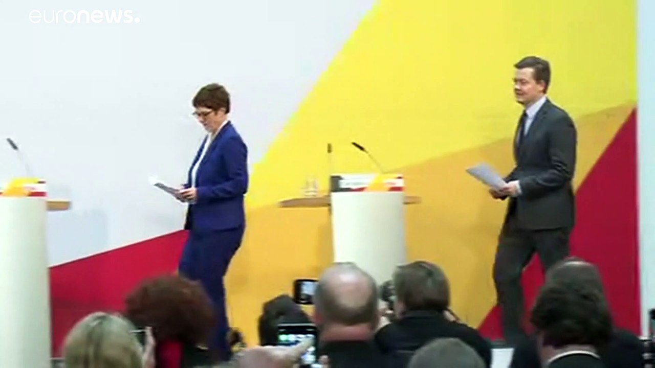 Merkel zu AKK-Rückzug: 'Ich bedauere die Entscheidung'