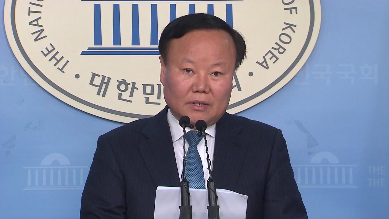 한국당, '지지정당 없음' 유도 문자 김재원 엄중 경고 / YTN